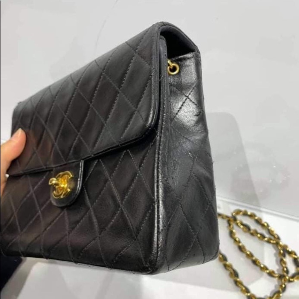 Authentic Chanel - Picture 2 of 16